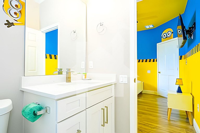 Vacation Home Near Disney, 4 bedrooms