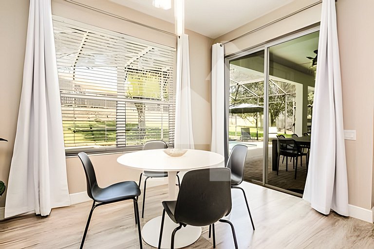 Vacation Home Near Disney, 4 bedrooms