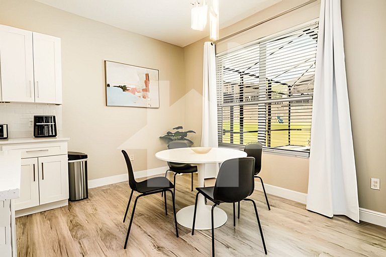 Vacation Home Near Disney, 4 bedrooms