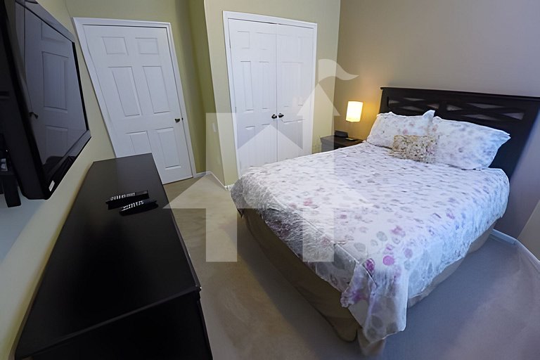 Vacation Home Near Disney, 3 bedrooms