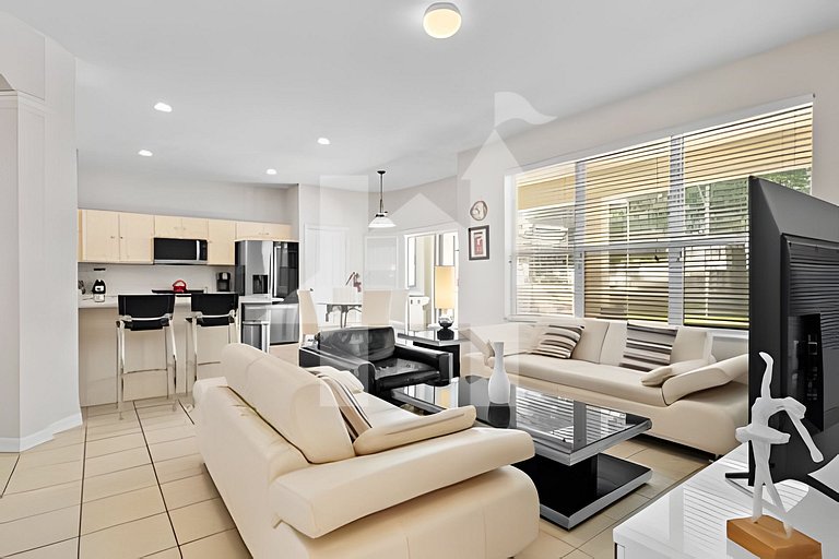 Vacation Home Near Disney, 5 bedrooms