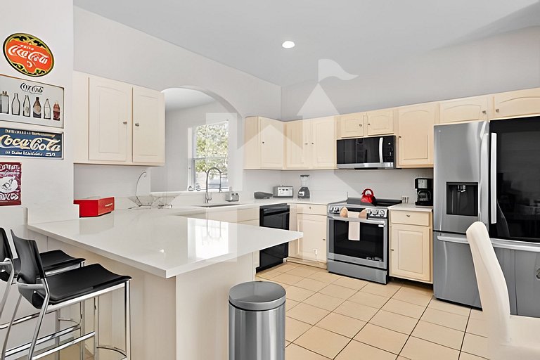 Vacation Home Near Disney, 5 bedrooms