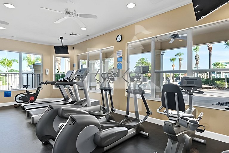 Vacation Home Near Disney, 5 bedrooms