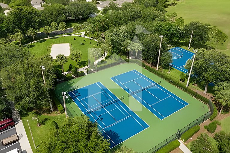 Vacation Home Near Disney, 5 bedrooms