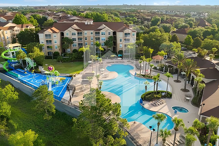 Vacation Home Near Disney, 5 bedrooms