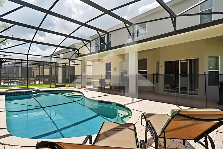 Vacation Home Near Disney, 5 bedrooms