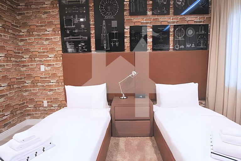 Vacation Home Near Disney, 4 bedrooms