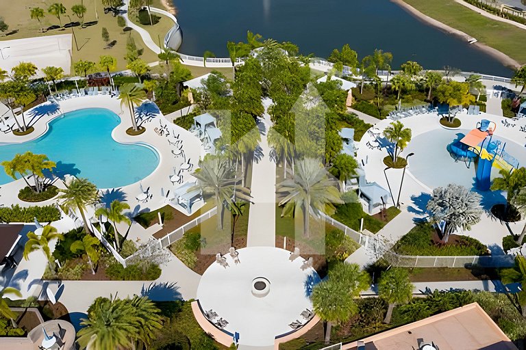 Vacation Home Near Disney, 6 bedrooms