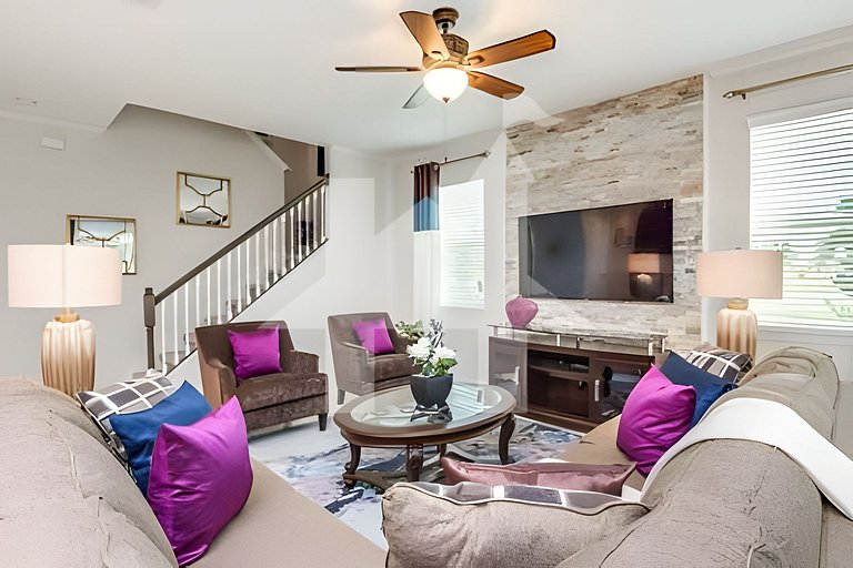 Vacation Home Near Disney, 6 bedrooms