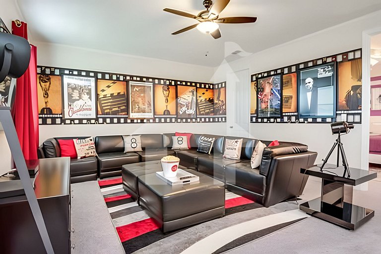 Vacation Home Near Disney, 6 bedrooms