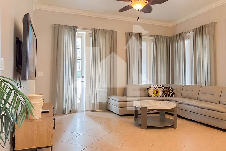 Vacation Home Near Disney, 3 bedrooms