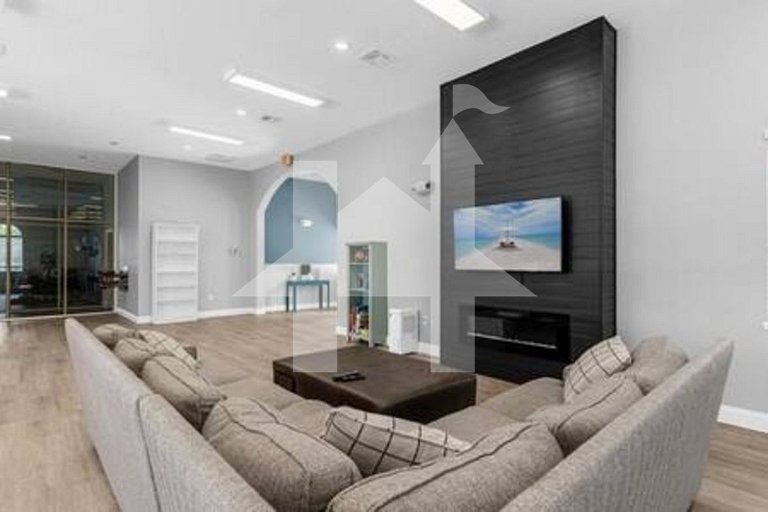 Vacation Home Near Disney, 4 bedrooms