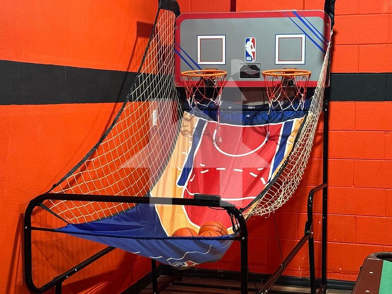 Casa 8Q c/ Piscina e Spa — Perto da Disney