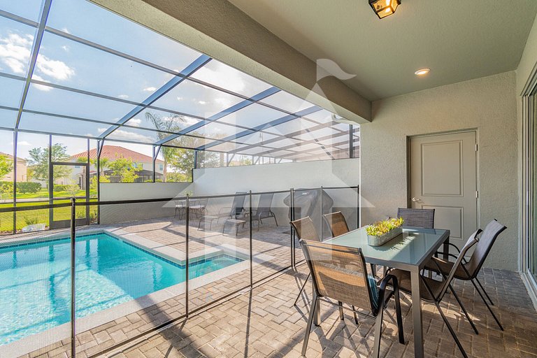 Vacation Home Near Disney, 5 bedrooms