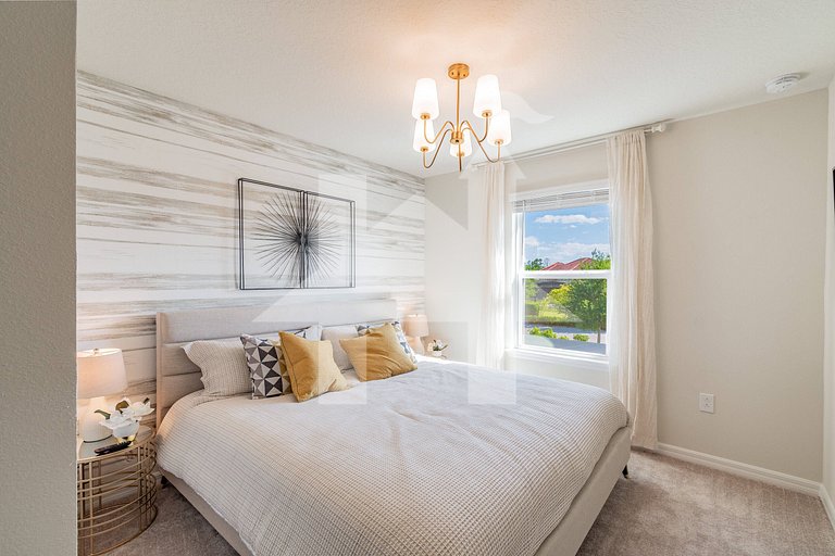 Vacation Home Near Disney, 5 bedrooms