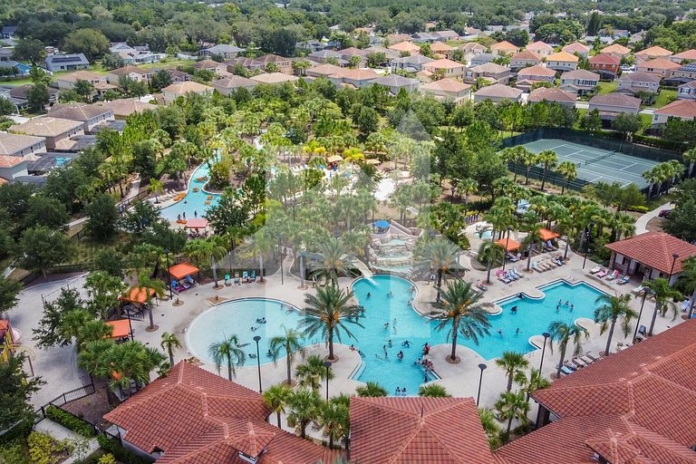 Vacation Home Near Disney, 5 bedrooms