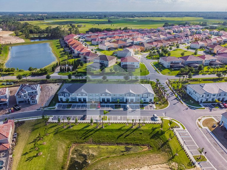 Vacation Home Near Disney, 5 bedrooms