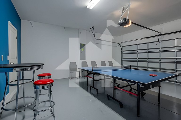 Casa 8Q c/ Piscina, Cinema e Game Room