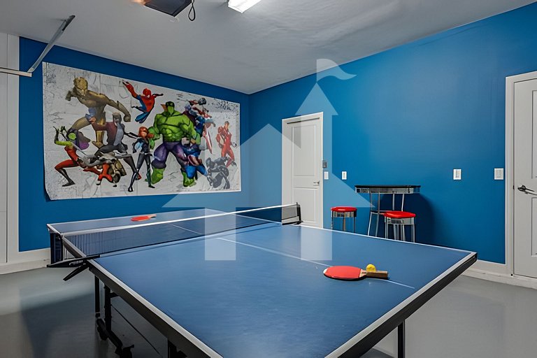 Casa 8Q c/ Piscina, Cinema e Game Room