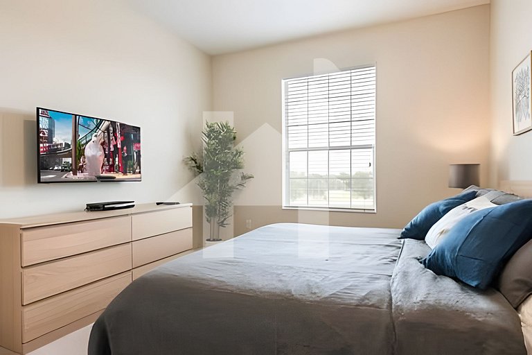 Vista Cay 3BR Condo Near Universal & OCCC