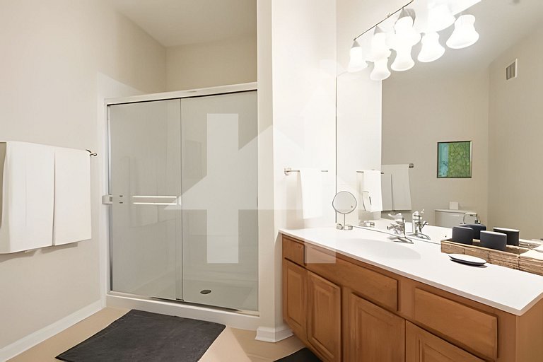 Vista Cay 3BR Condo Near Universal & OCCC