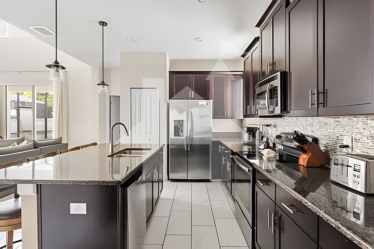 5BR w/ South Pool, Game Room – Storey Lake