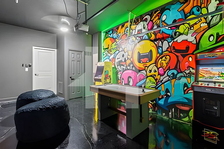 5BR w/ South Pool, Game Room – Storey Lake