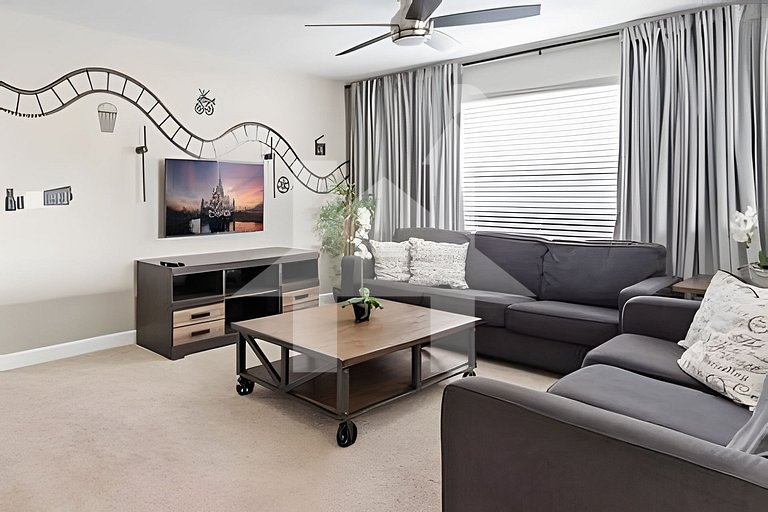 5BR w/ South Pool, Game Room – Storey Lake