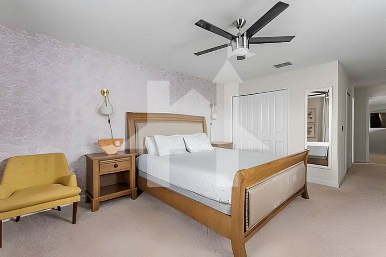 5BR w/ South Pool, Game Room – Storey Lake