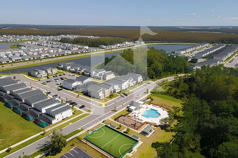 5BR w/ South Pool, Game Room – Storey Lake