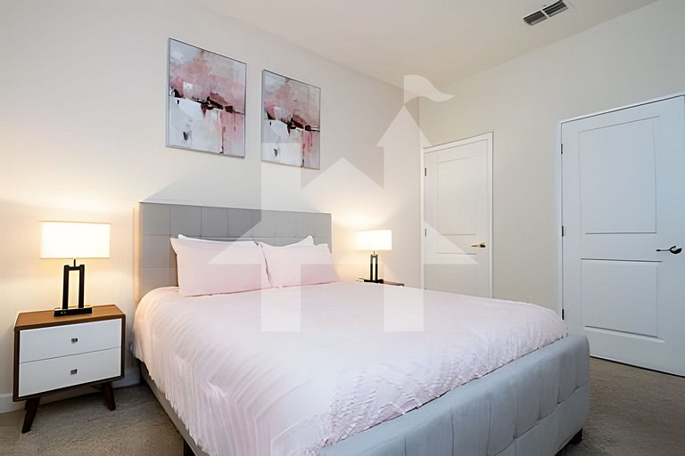 4BR w/ Pool + Mickey & Harry Potter Themes