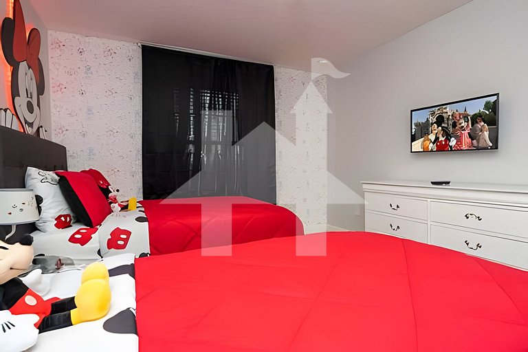 4BR w/ Pool + Mickey & Harry Potter Themes