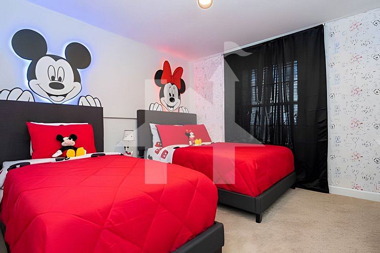 4BR w/ Pool + Mickey & Harry Potter Themes