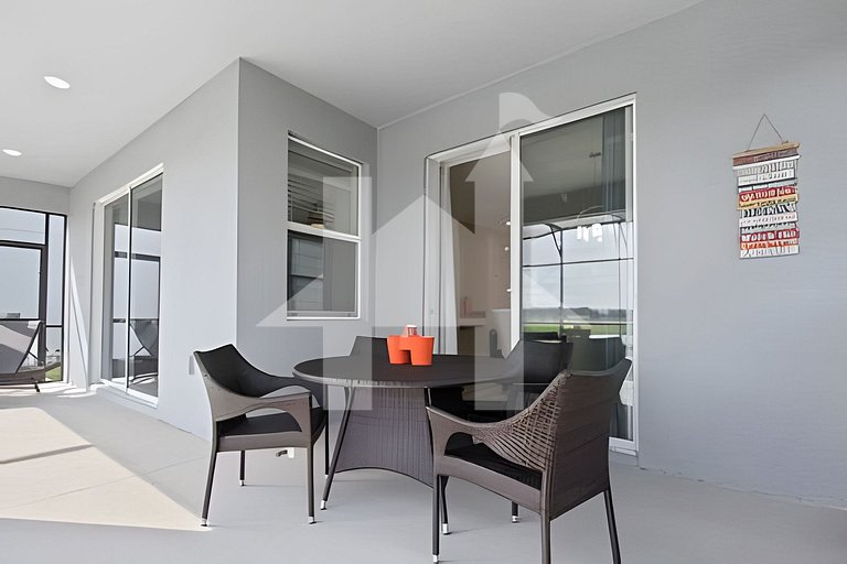 6BR Pool Home w/ Mickey + Avengers – Storey Lake