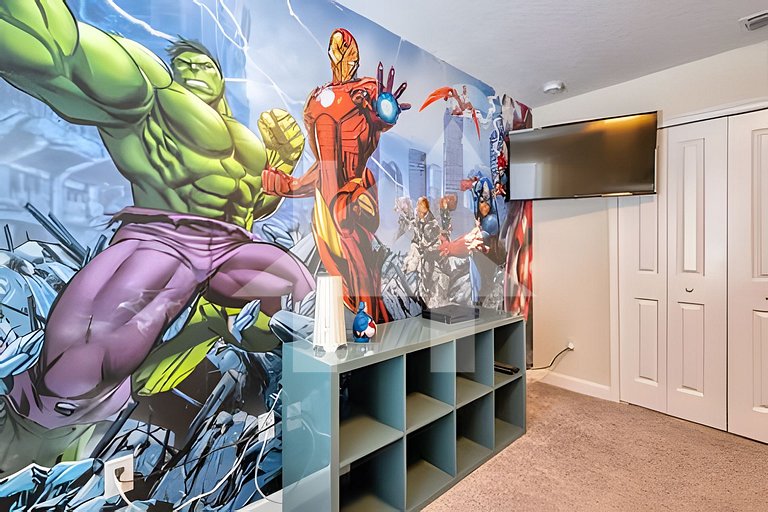 6BR Pool Home w/ Mickey + Avengers – Storey Lake