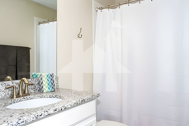 6BR Townhome w/ Pool – 10 Min to Disney