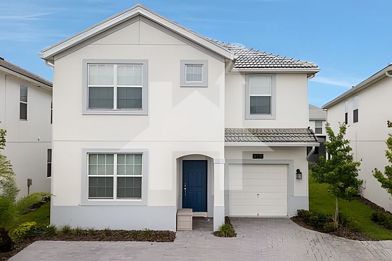 6BR Townhome w/ Pool – 10 Min to Disney