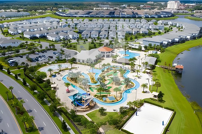 4BR Storey Lake w/ Pool & Mickey Room