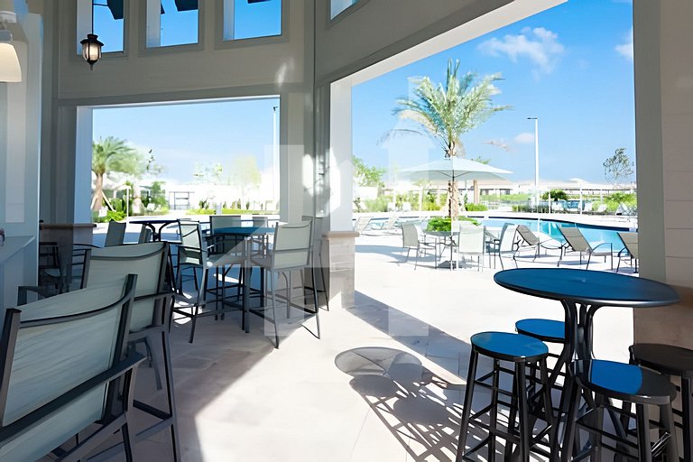 6BR Storey Lake Villa w/ Pool, Spa & EV Charger