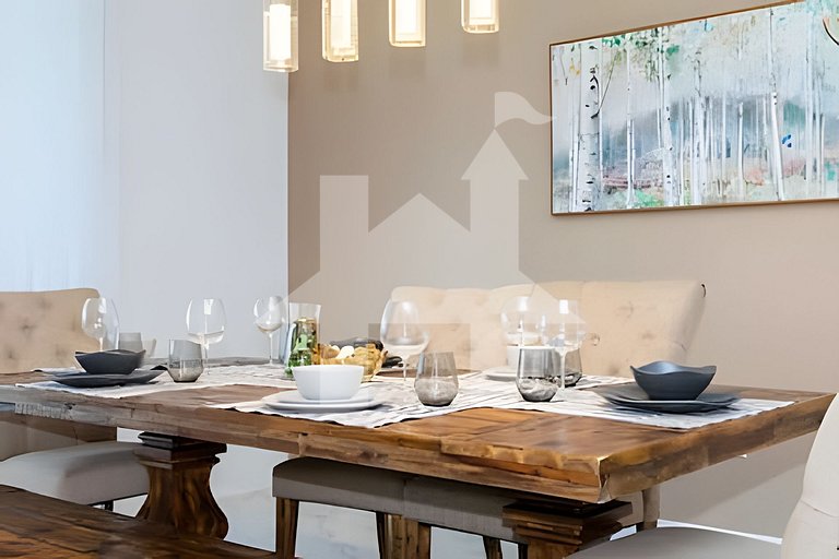 9BR Villa w/ Pool & Game Room Near Disney