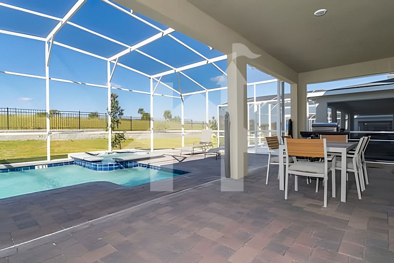 9BR Villa w/ Pool & Game Room Near Disney