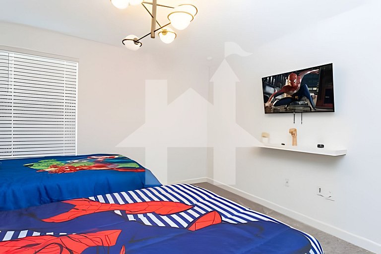 9BR Villa w/ Pool & Game Room Near Disney