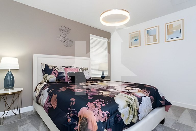 Casa 9Q c/ Piscina e Game Room – Perto Disney