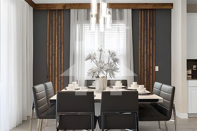 6BR Villa w/ Pool & Themed Rooms