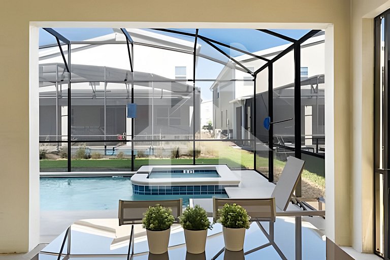 6BR Villa w/ Pool & Themed Rooms