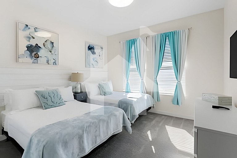 6BR Villa w/ Pool & Themed Rooms