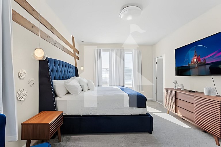 6BR Villa w/ Pool & Themed Rooms