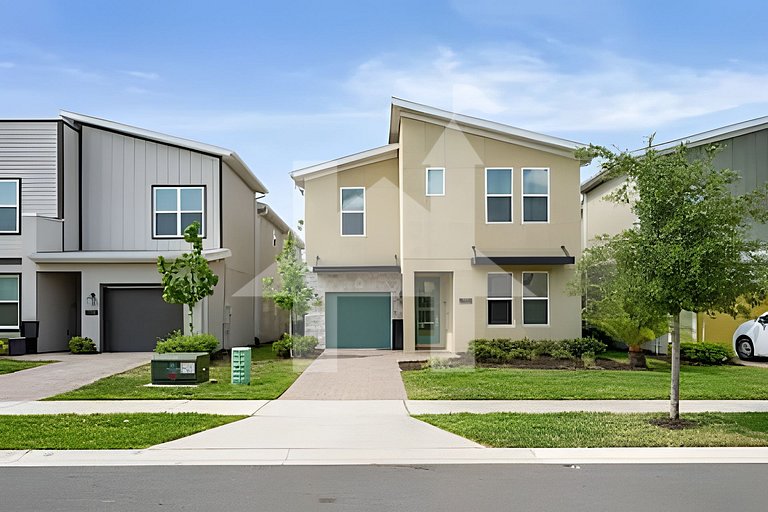 6BR Villa w/ Pool & Themed Rooms