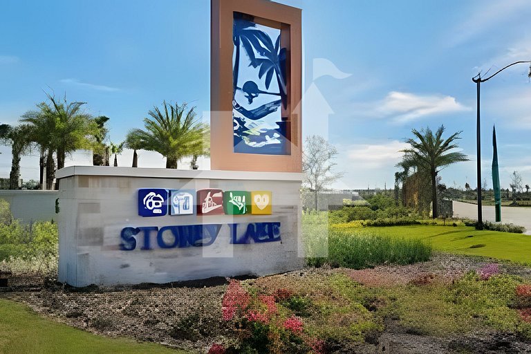 6BR Villa w/ Pool & Themed Rooms