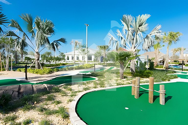 6BR Villa w/ Pool & Themed Rooms